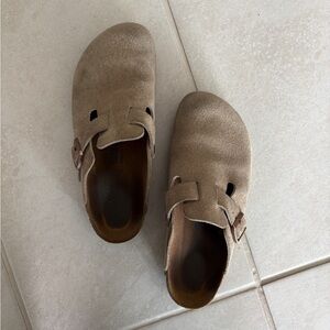 Birkenstock Boston Soft Footbed Clogs | Taupe W39 EU